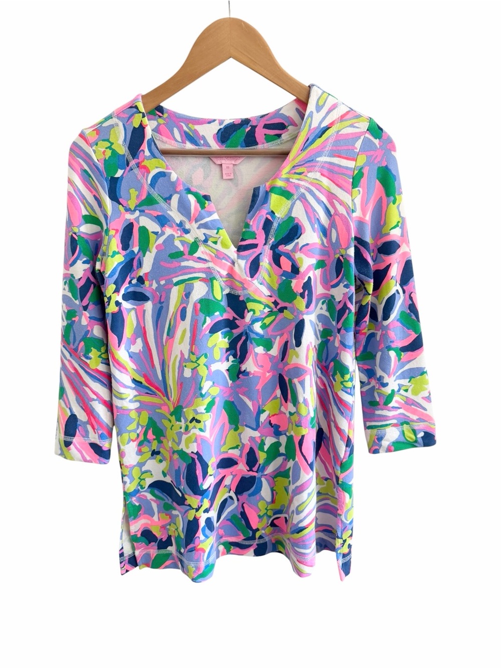Lilly Pulitzer Justina Tunic Havin’ A Blast UPF 50+ XS Popover Top
